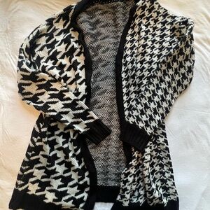 SHEIN Black and White Houndstooth Women's Sweater Cardigan